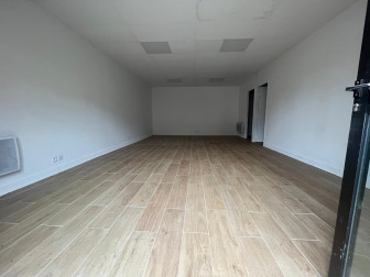 Local Commercial 71,6m2 - Rue Lavoisier Corbeil Essonnes